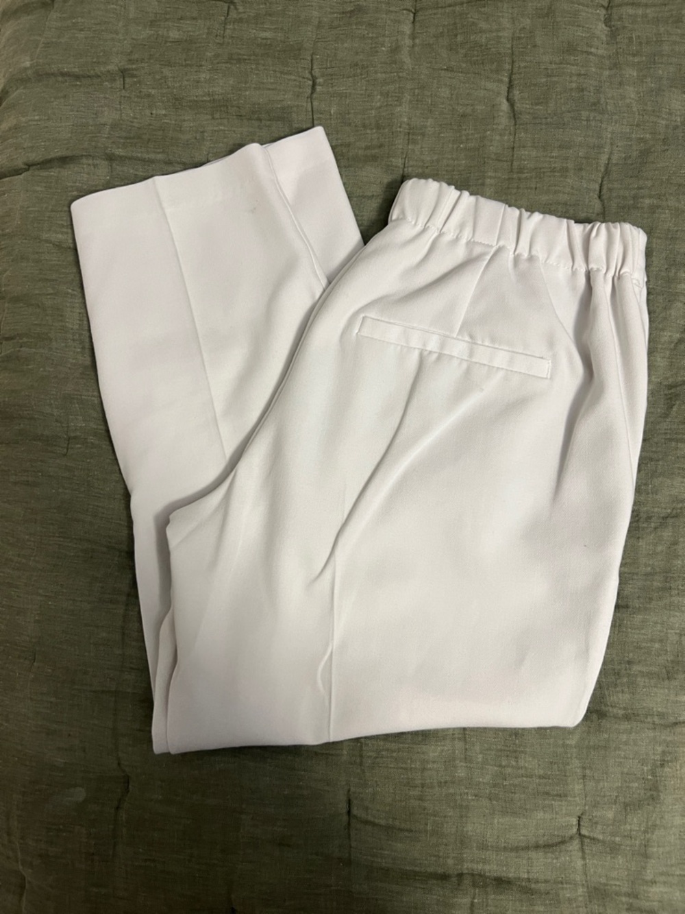 Old Navy White Cropped Ankle Pants